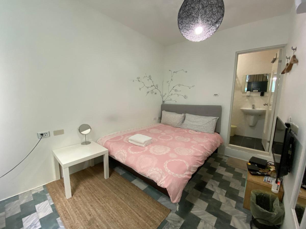 South Traveller Apartamento Tainan Exterior foto